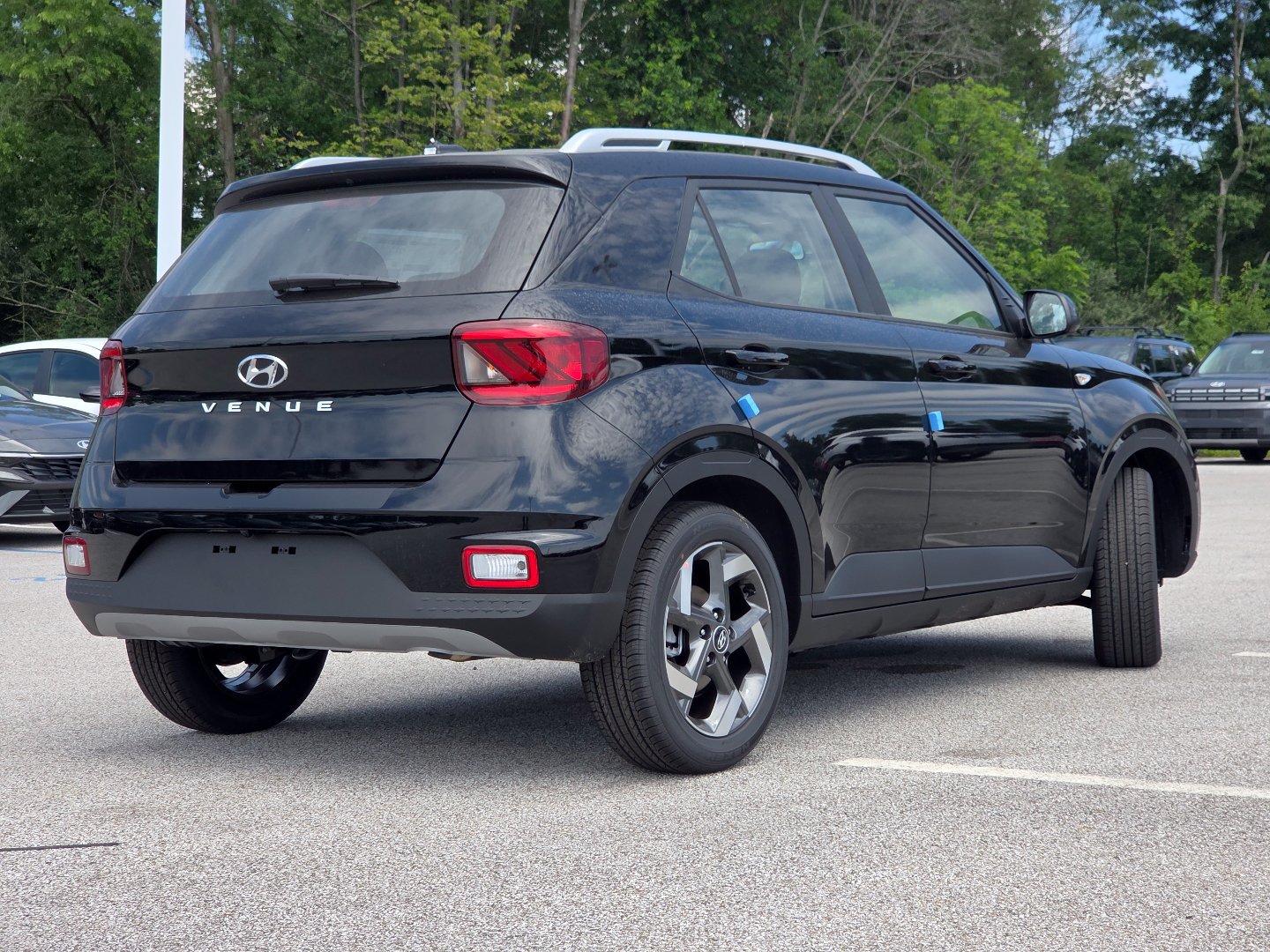 New 2026 Hyundai Venue SEL FWD image 19