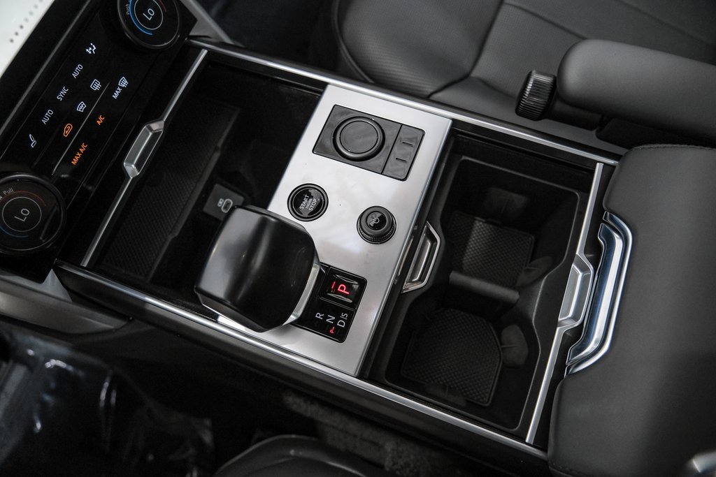 Used 2023 Land Rover Range Rover SV image 26