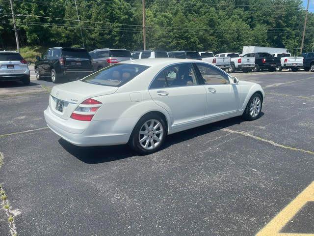 Used 2008 Mercedes-Benz S 550 4MATIC image 5