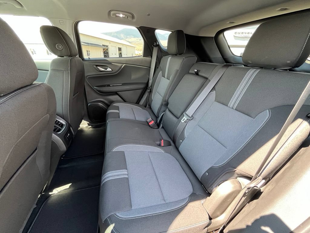 New 2026 Chevrolet Blazer LT w/ Convenience Package AWD/4WD image 13