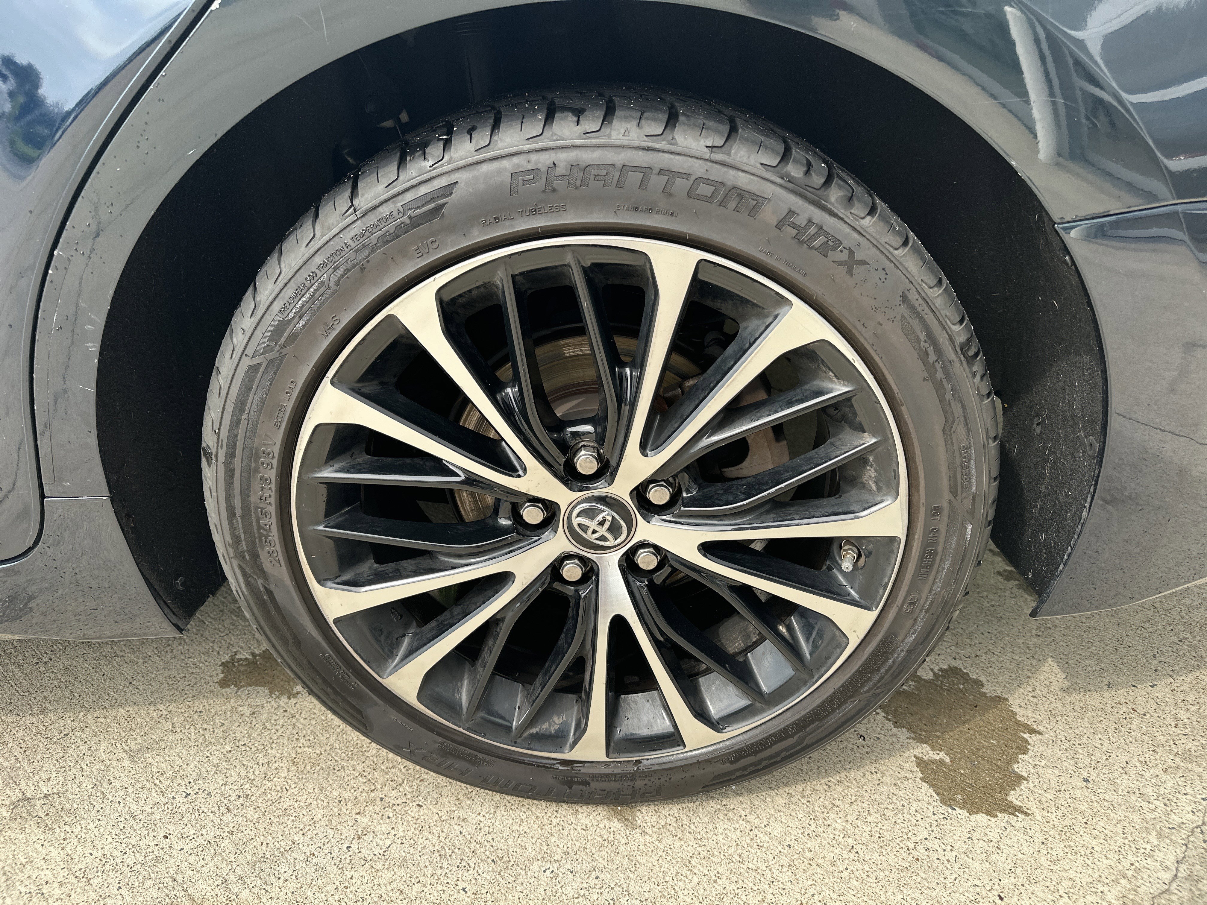 Used 2018 Toyota Camry SE w/ Convenience Package FWD image 32