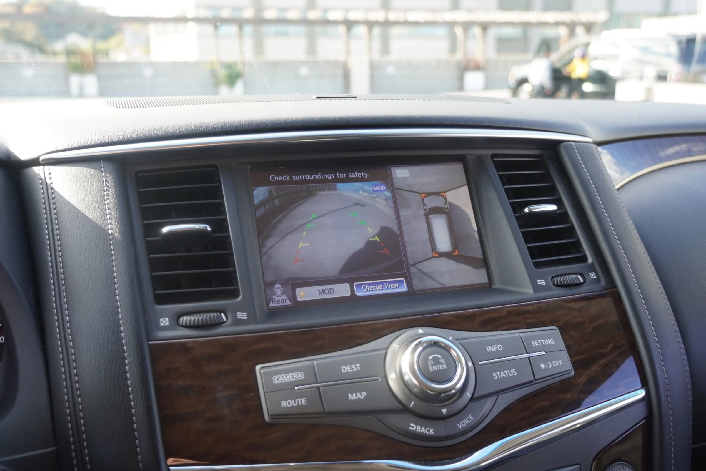 Used 2017 Nissan Armada Platinum w/ Captain Seat Package image 33