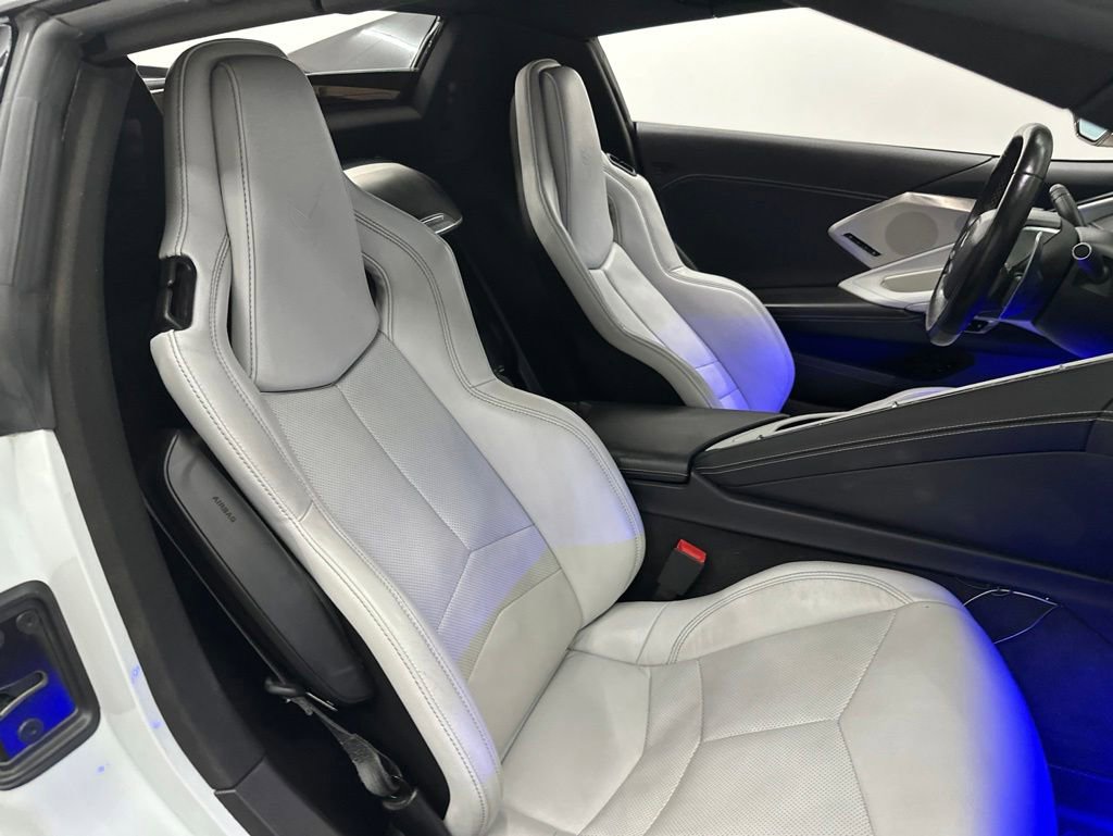 Used 2022 Chevrolet Corvette Stingray Preferred Conv w/ Z51 Performance Package RWD image 22