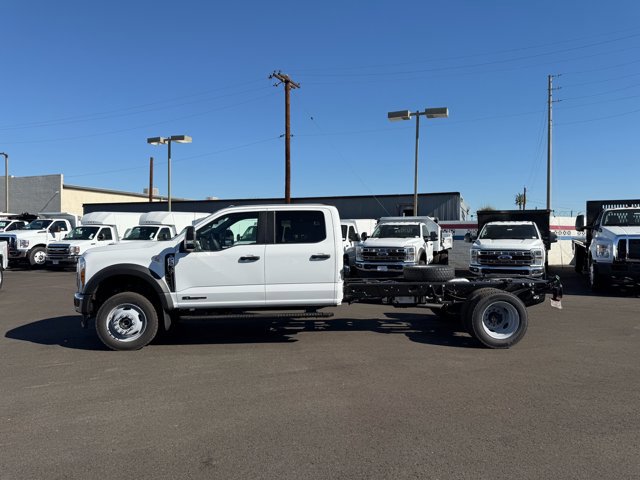 New 2026 Ford F550 4x4 Crew Cab image 4