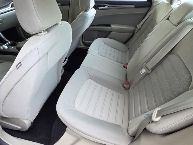 Used 2020 Ford Fusion SE w/ Fleet SE Value Package image 8