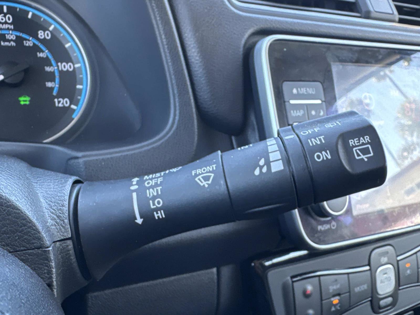 Used 2021 Nissan Leaf SV image 19