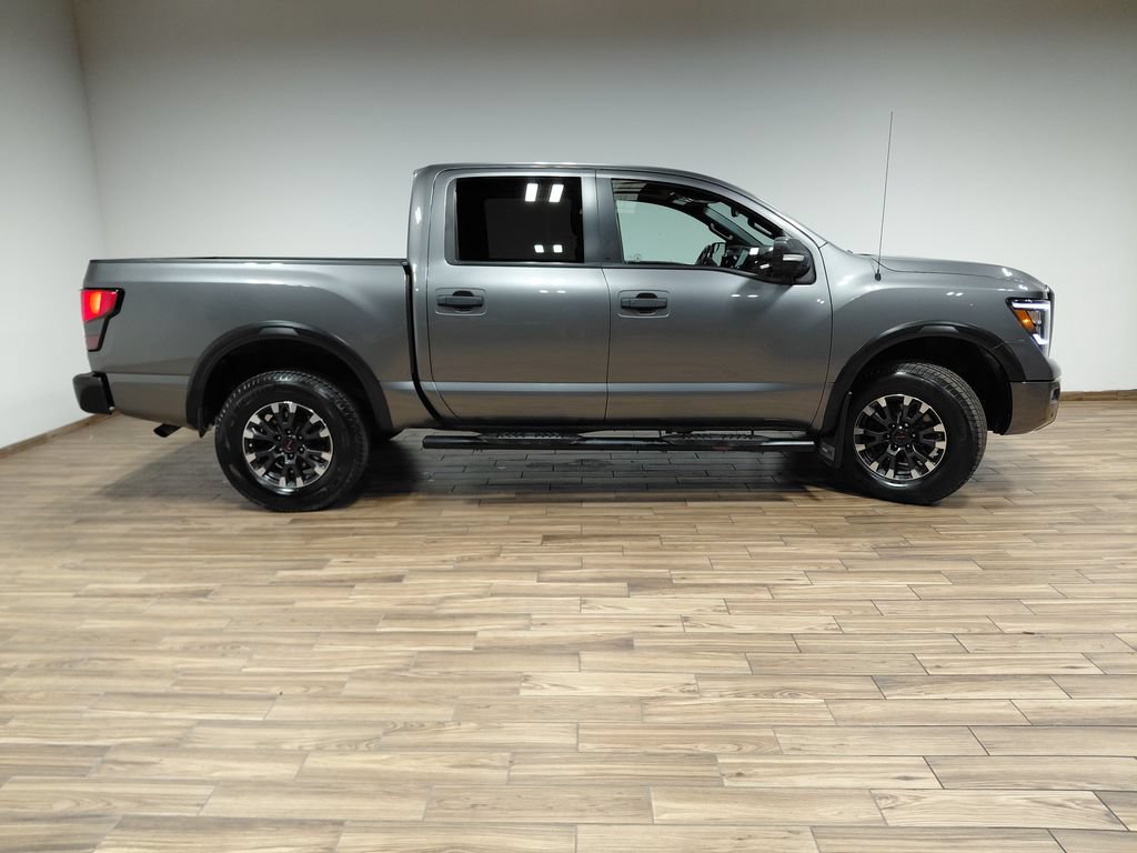 Used 2020 Nissan Titan PRO-4X AWD/4WD image 30