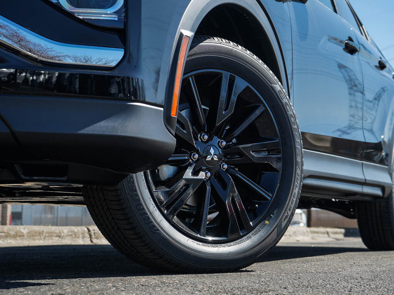 New 2025 Mitsubishi Eclipse Cross LE image 6