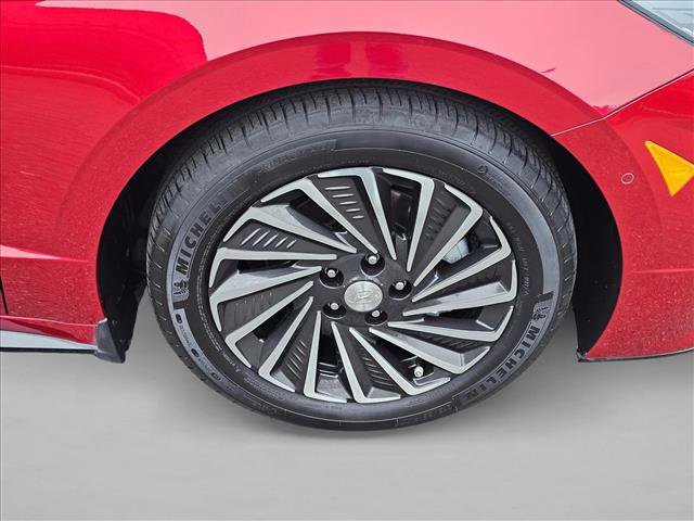 Used 2023 Hyundai Sonata Limited image 9