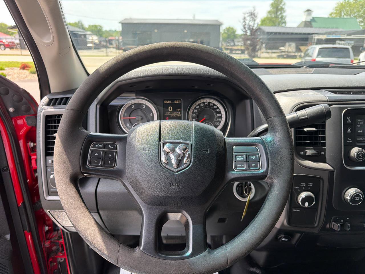 Used 2018 RAM 5500 Tradesman w/ Power & Remote Entry Group AWD/4WD image 10