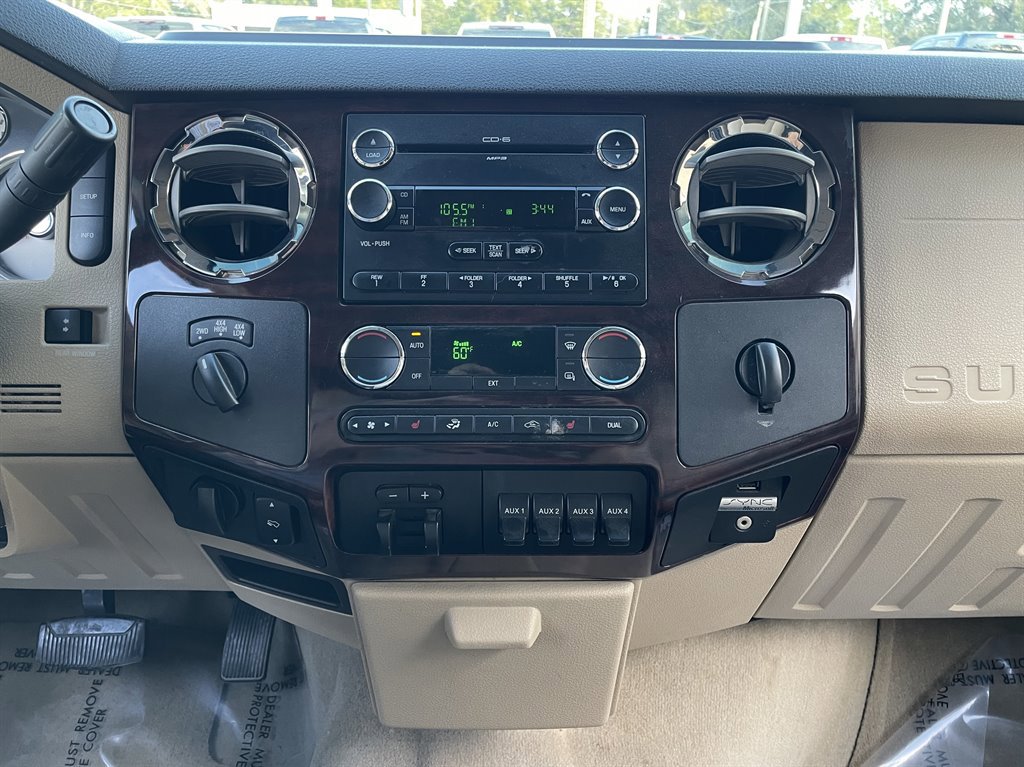 Used 2010 Ford F250 Lariat image 26