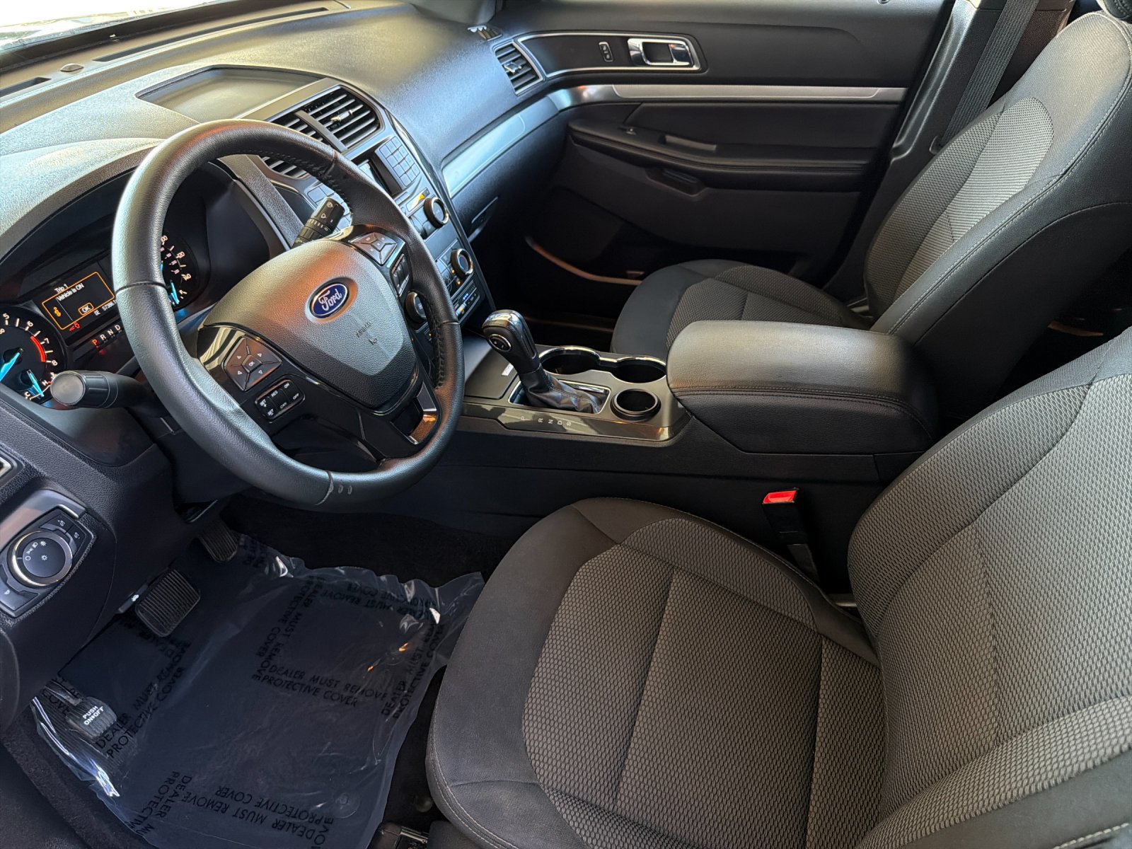Used 2018 Ford Explorer XLT FWD image 9