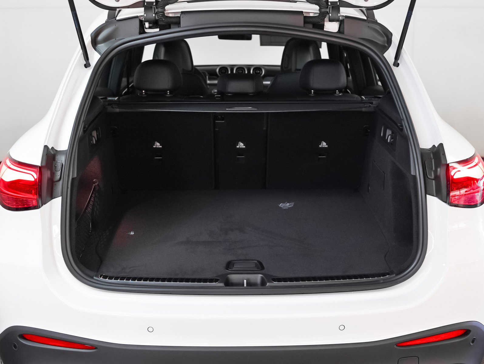 New 2026 Mercedes-Benz GLC 43 AMG 4MATIC image 11