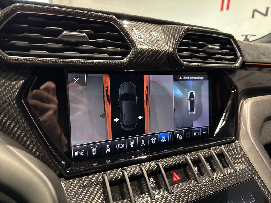Used 2023 Lamborghini Urus Performante image 49