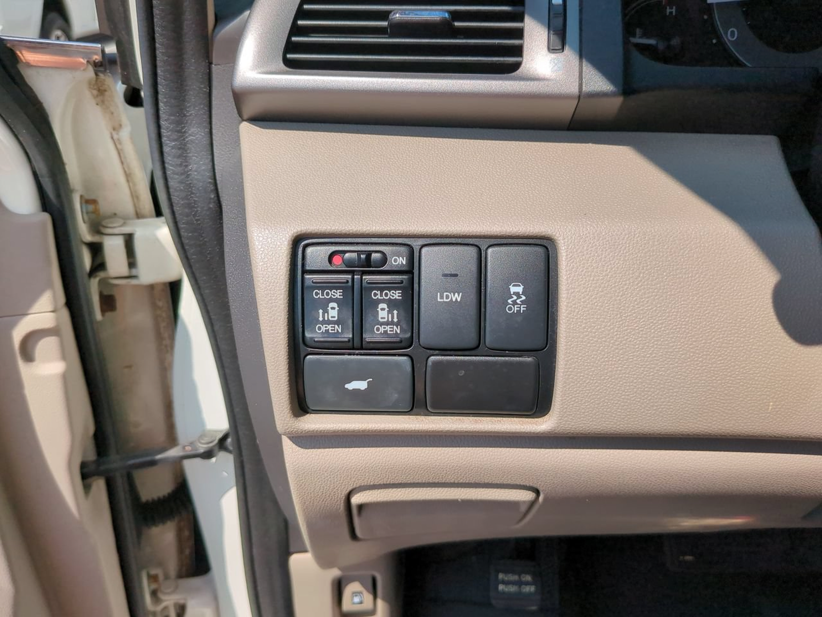 Used 2016 Honda Odyssey EX-L image 14