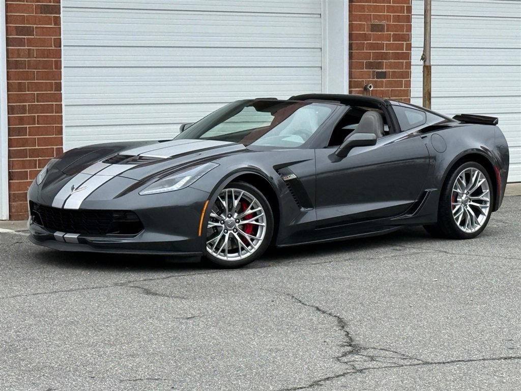 Used 2018 Chevrolet Corvette Z06 RWD image 13