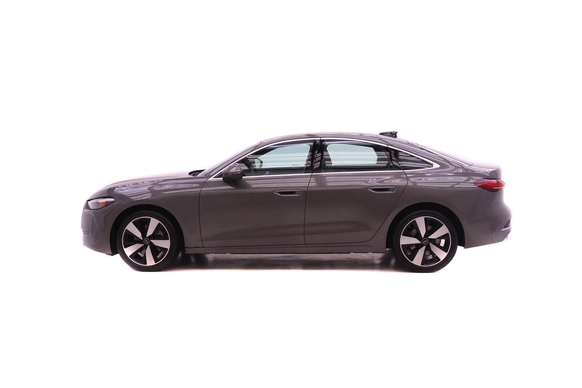 Certified 2025 Audi A5 2.0T Premium w/ Convenience Package AWD/4WD image 3