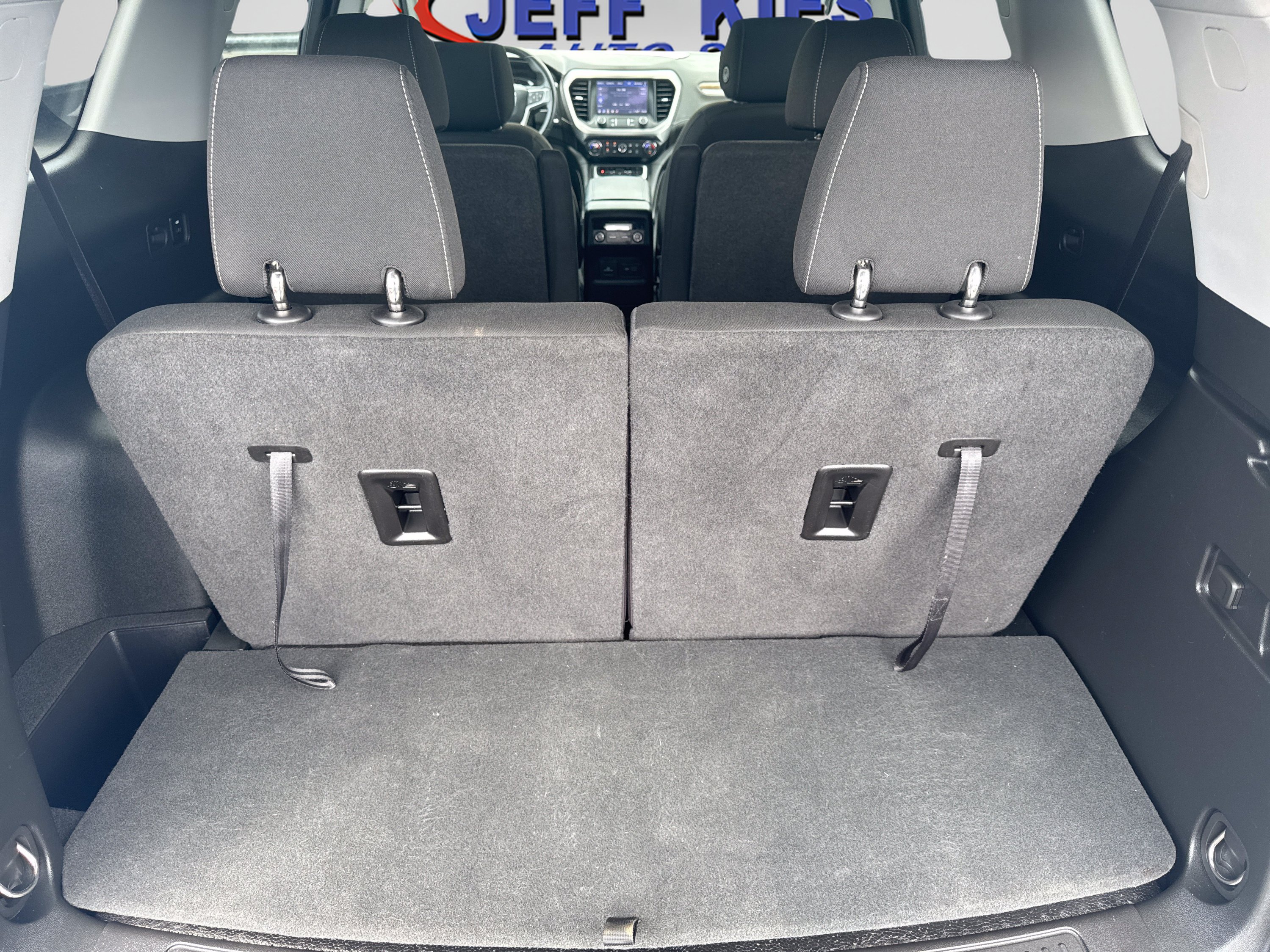 Used 2023 GMC Acadia SLE w/ Driver Convenience Package AWD/4WD image 10