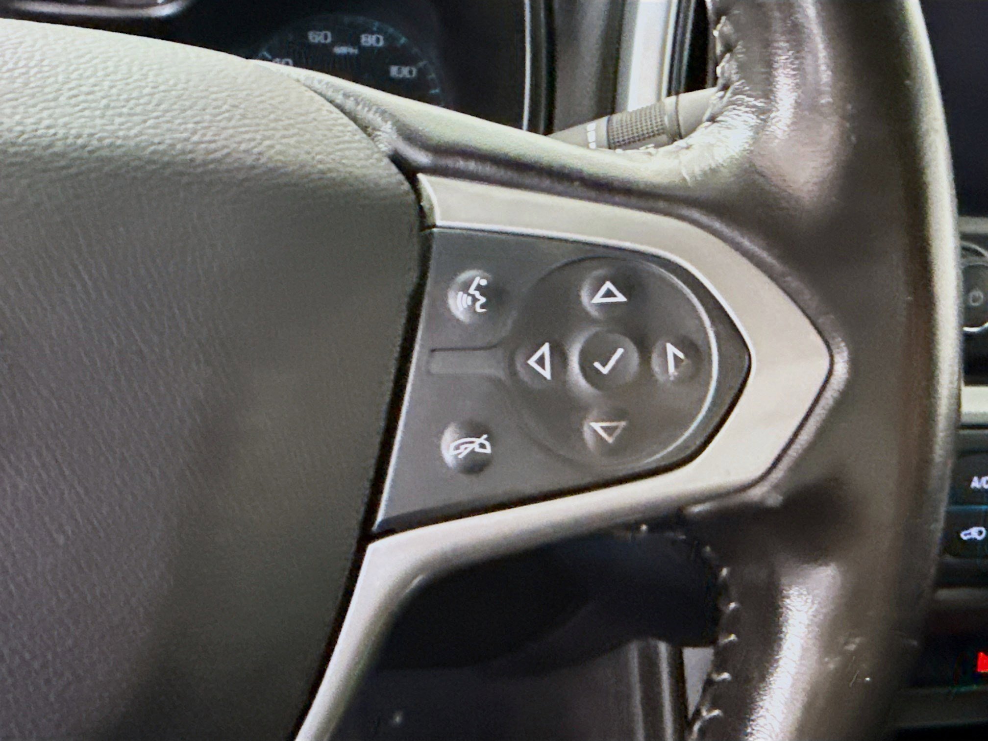 Used 2022 Chevrolet Colorado LT w/ Fleet Safety Package image 15