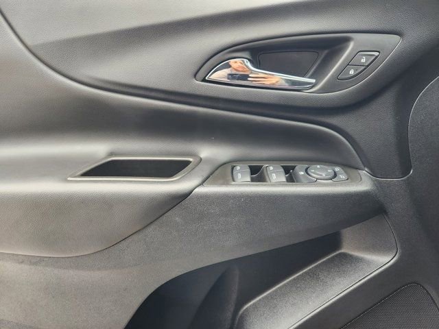 Used 2023 Chevrolet Equinox LT image 24