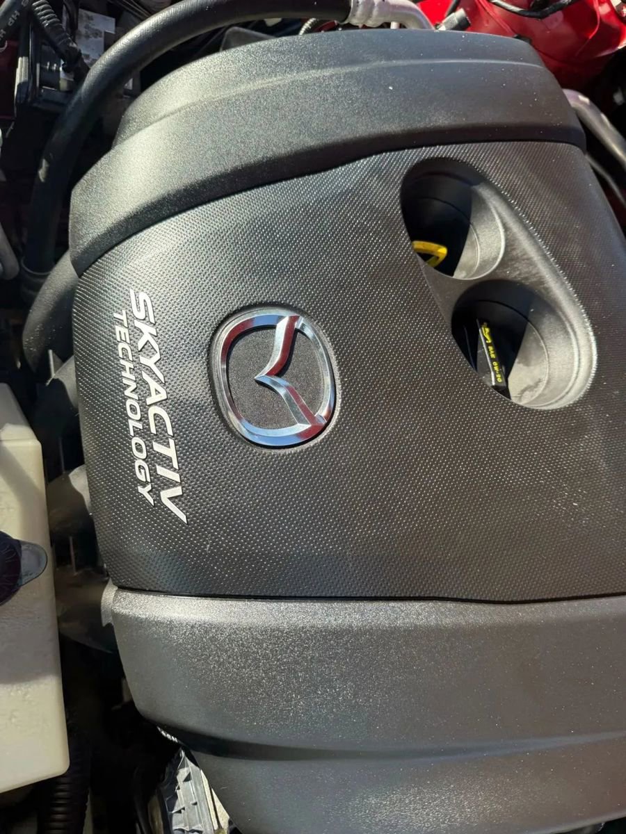 Used 2014 MAZDA MAZDA3 i Sport image 27