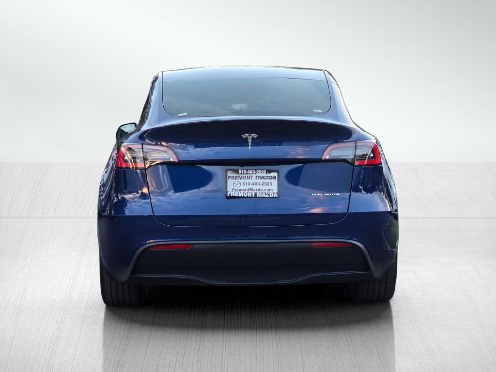 Used 2024 Tesla Model Y Long Range AWD/4WD image 5