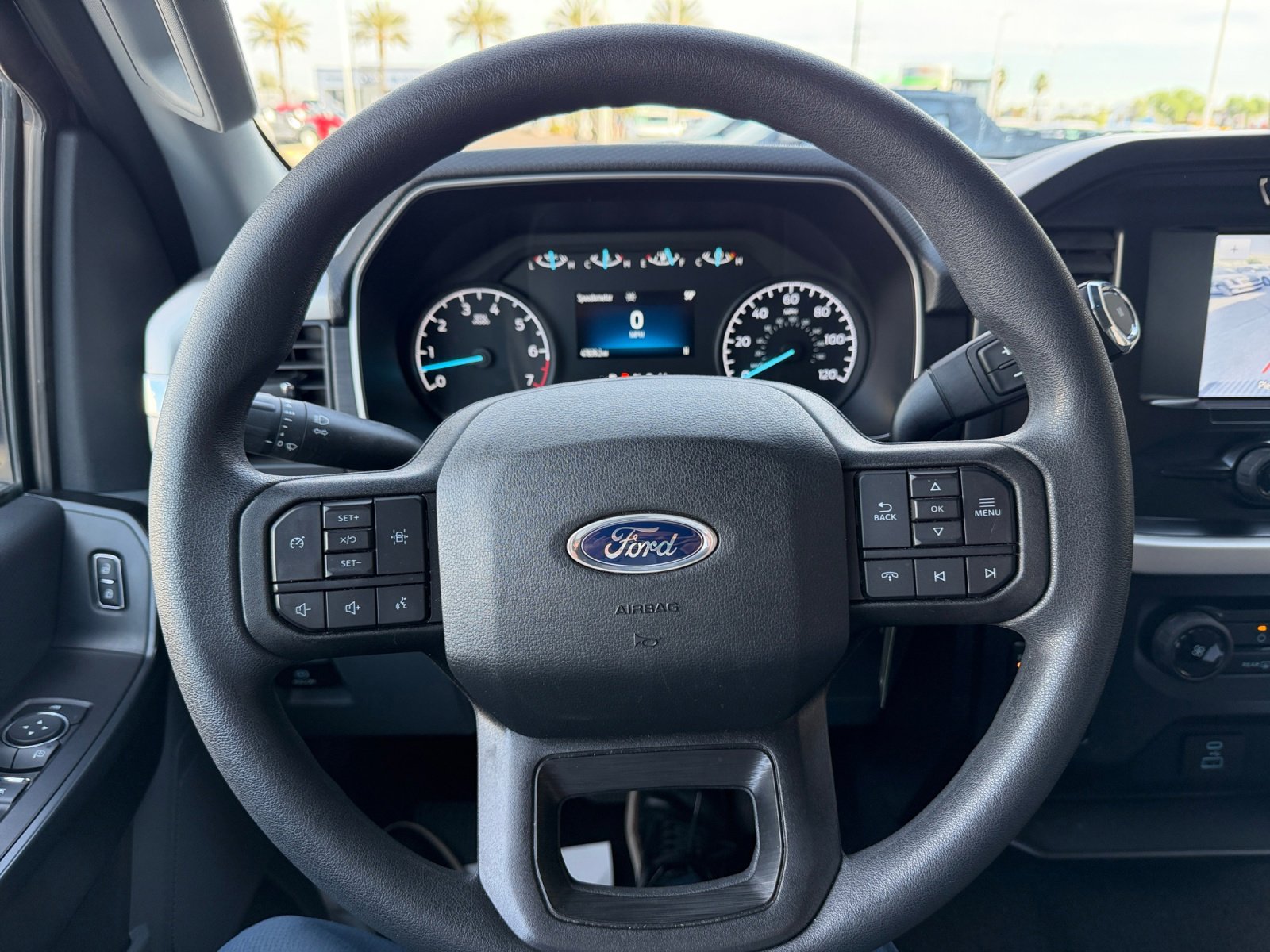 Used 2022 Ford F150 XL w/ Trailer Tow Package image 9