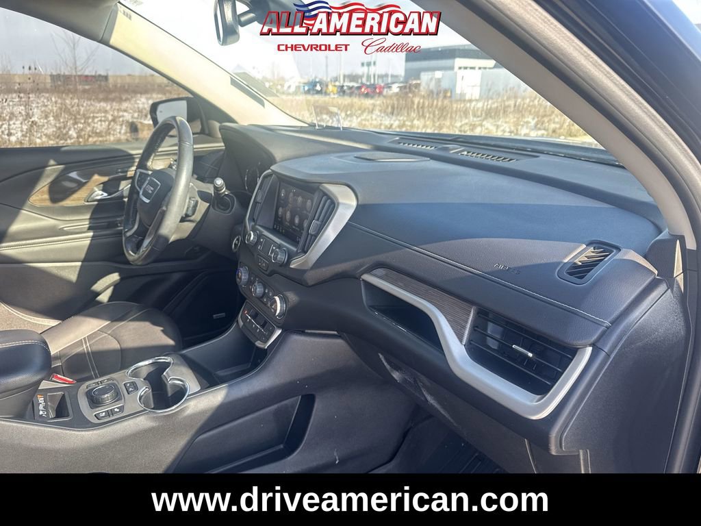 Used 2022 GMC Terrain Denali w/ Black Diamond Edition image 29