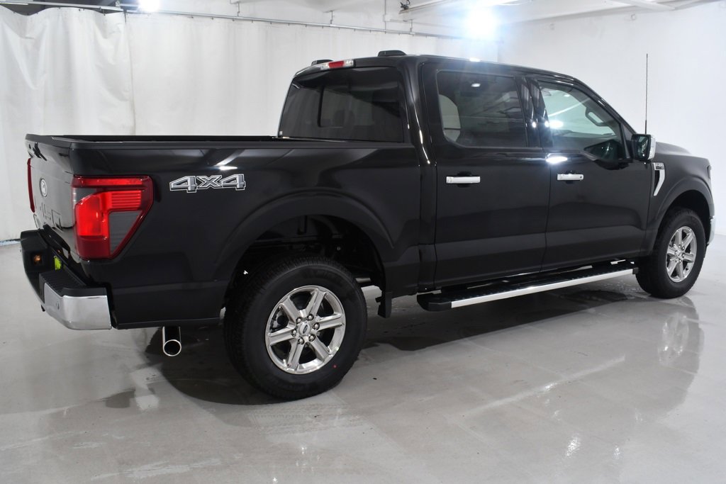 New 2025 Ford F150 XLT w/ Equipment Group 302A MID image 7