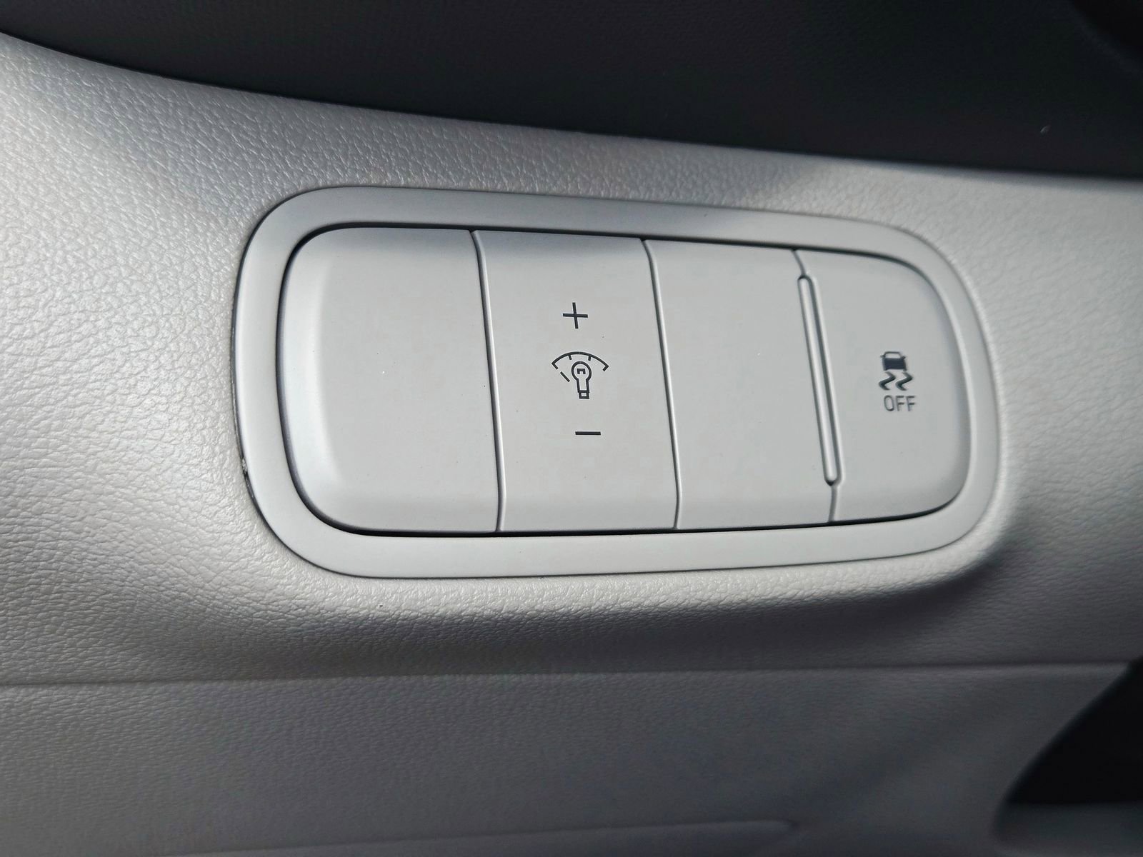 New 2026 Hyundai Venue SEL FWD image 15