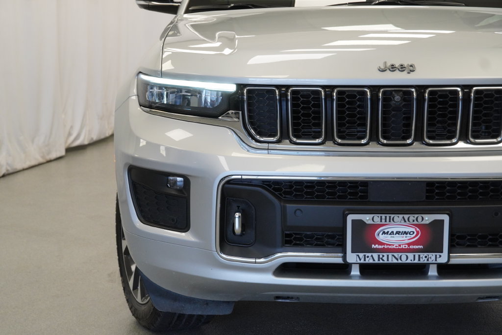 Used 2021 Jeep Grand Cherokee L Overland w/ Advanced Protech Group III AWD/4WD image 11