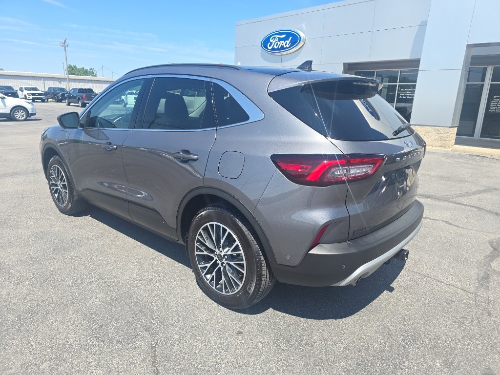 Used 2024 Ford Escape SE w/ PHEV Premium Package FWD image 4