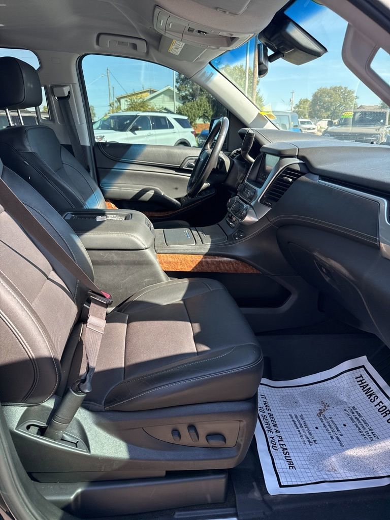 Used 2018 Chevrolet Suburban Premier image 22