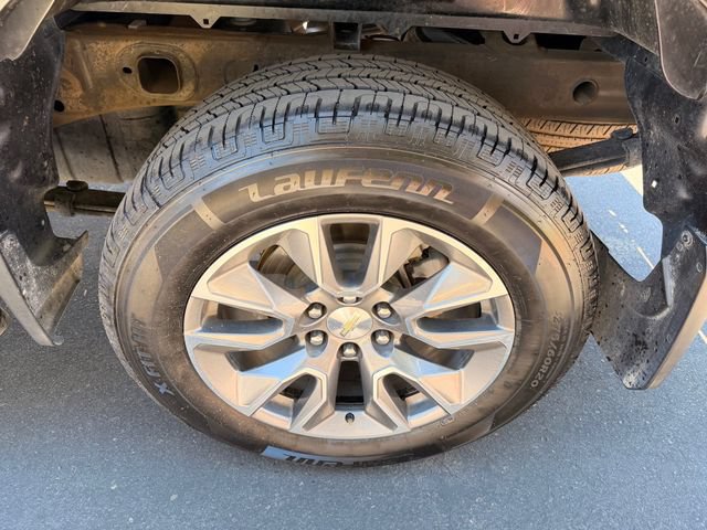 Used 2024 Chevrolet Silverado 1500 LT AWD/4WD image 21