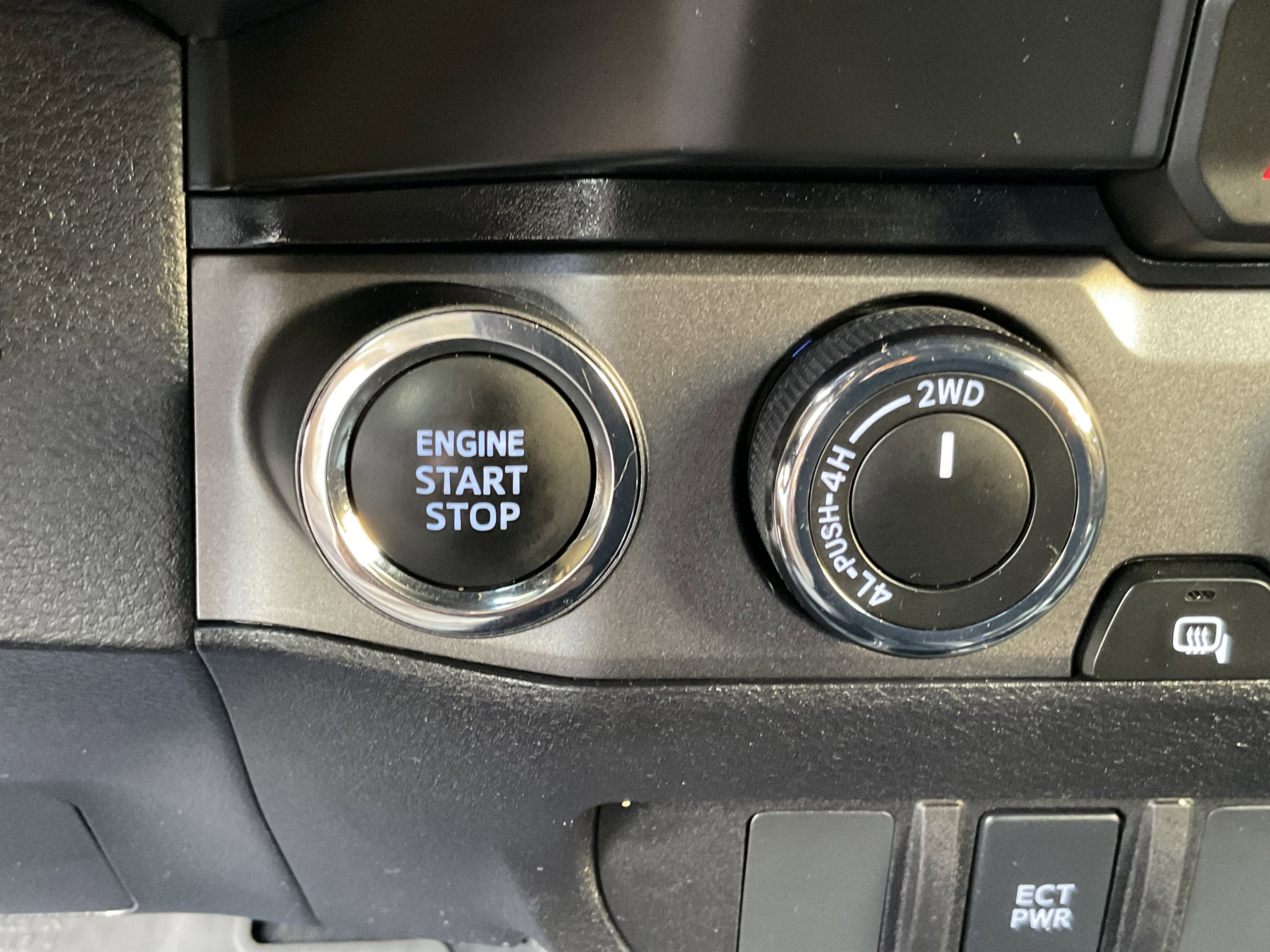 Used 2023 Toyota Tacoma TRD Off-Road w/ Black Out Package (TMS) image 33