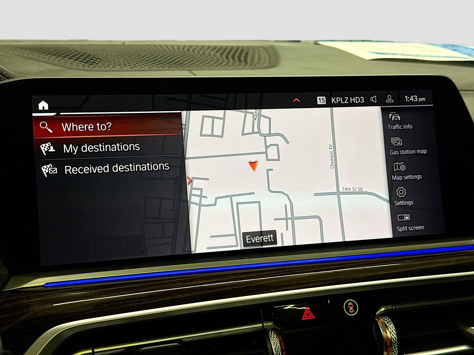 Used 2020 BMW X7 M50i w/ Dynamic Handling Package image 16