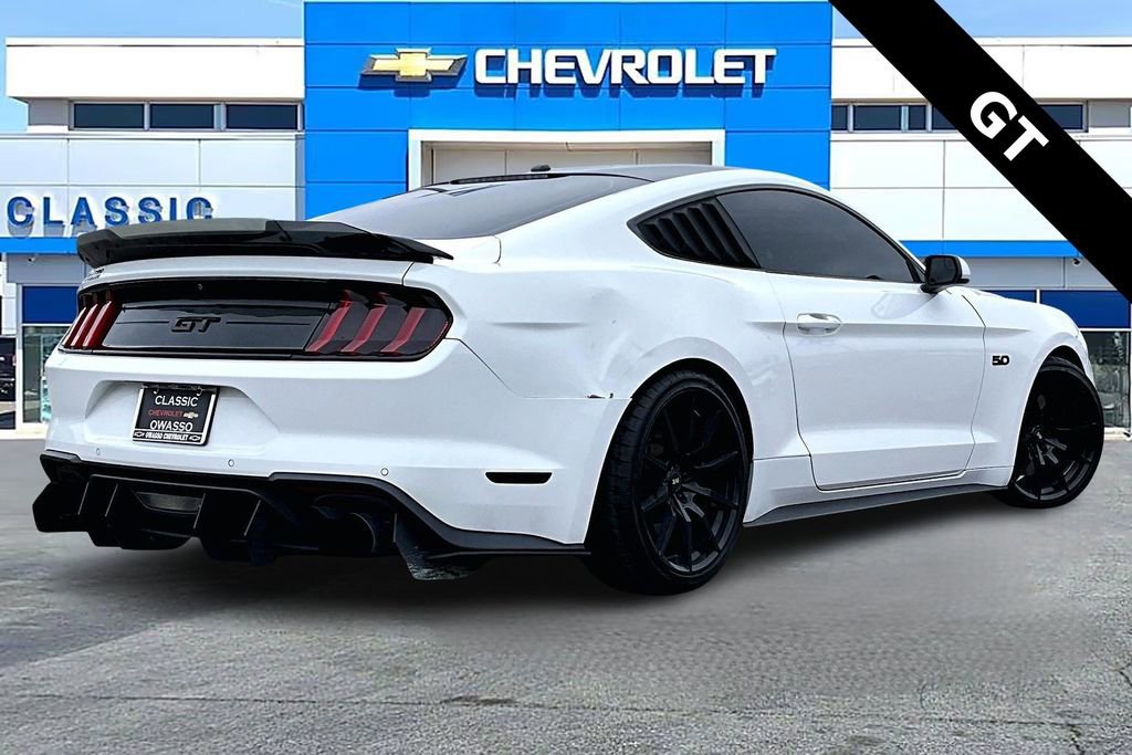 Used 2018 Ford Mustang GT w/ Equipment Group 301A image 5