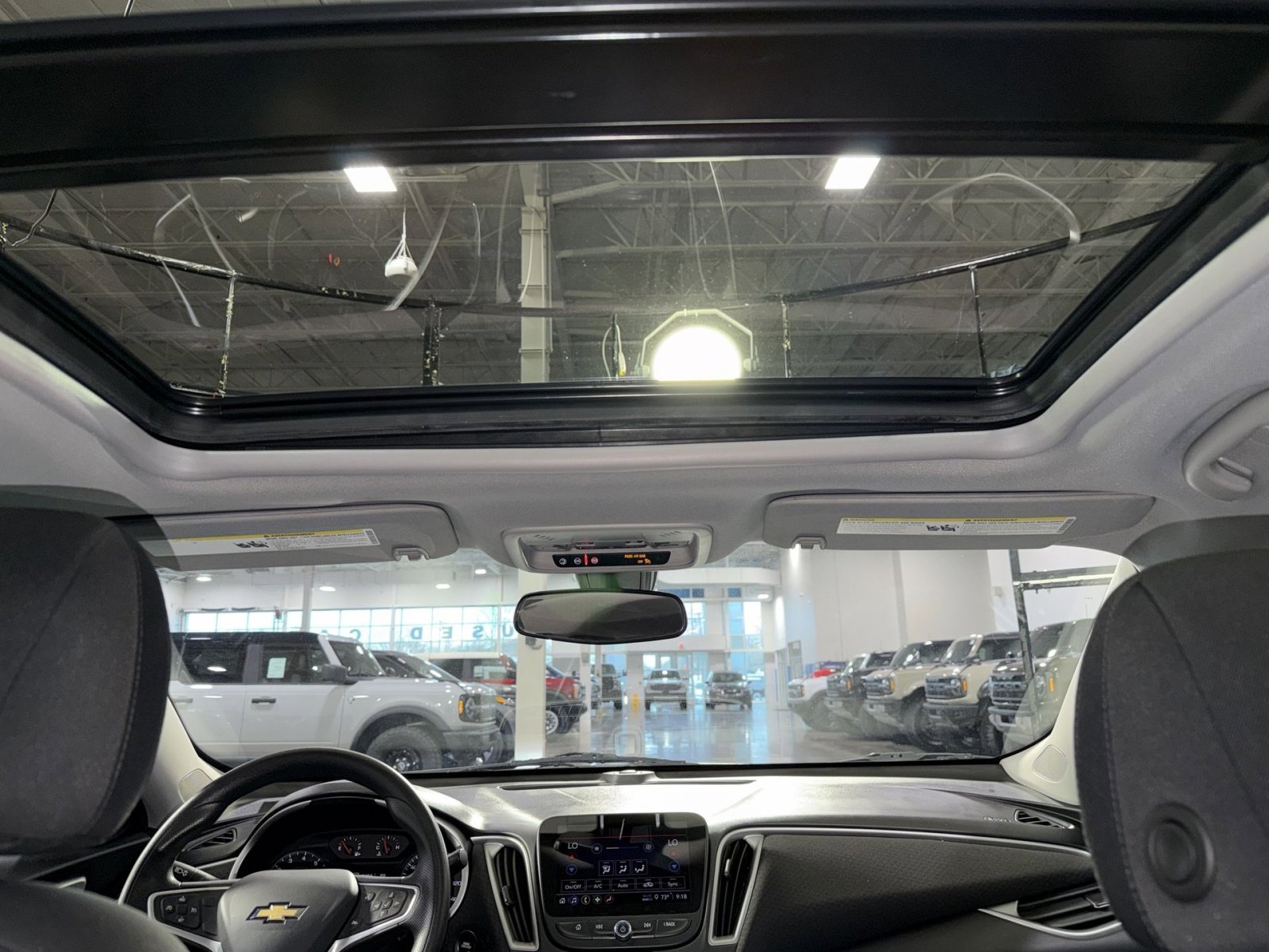 Used 2022 Chevrolet Malibu LT image 28