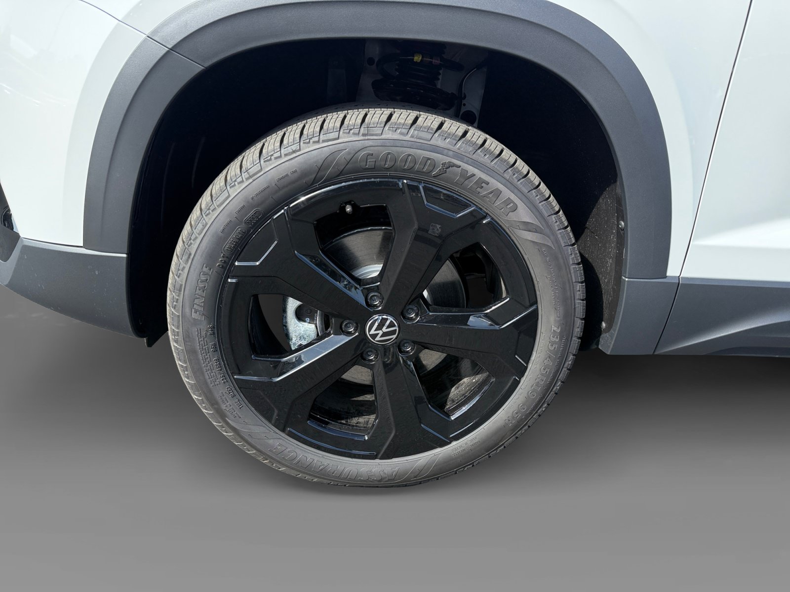 New 2026 Volkswagen Taos SE AWD/4WD image 9