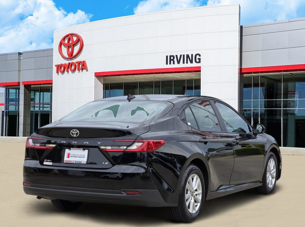 Used 2025 Toyota Camry LE FWD image 4