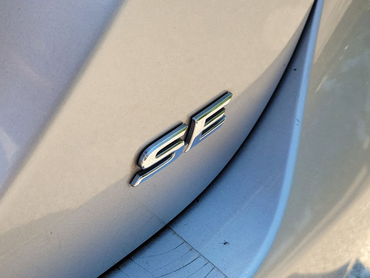 Used 2019 Toyota Camry SE image 7