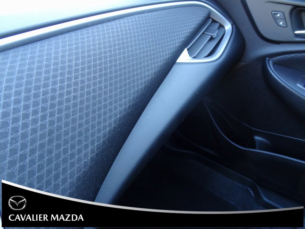 Used 2025 Chevrolet Malibu LT image 36