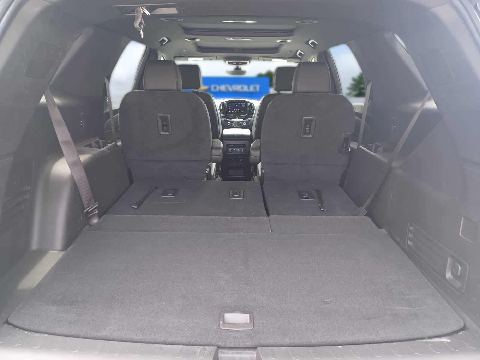 Used 2023 Chevrolet Traverse RS AWD/4WD image 23