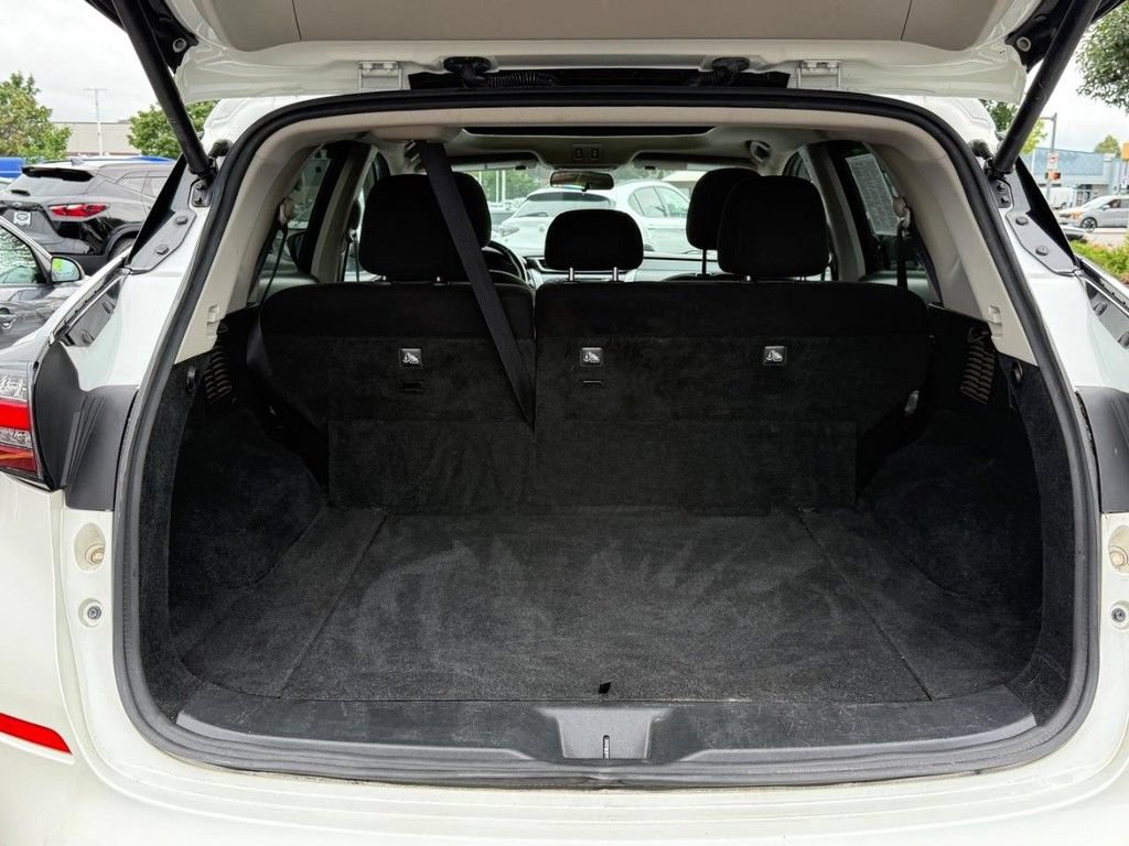 Used 2019 Nissan Murano SV AWD/4WD image 5