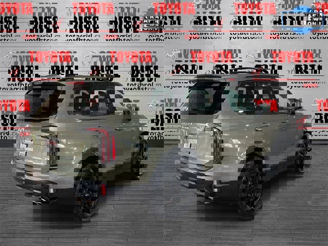 Used 2024 Kia Telluride EX X-Line image 3