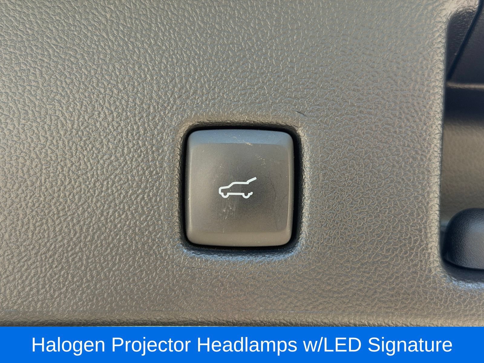 Used 2022 Ford Escape SE AWD/4WD image 35