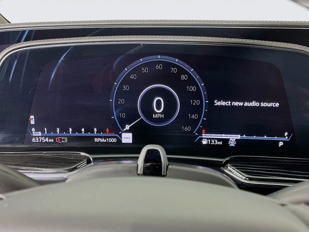 Used 2023 Cadillac Escalade ESV Sport image 17