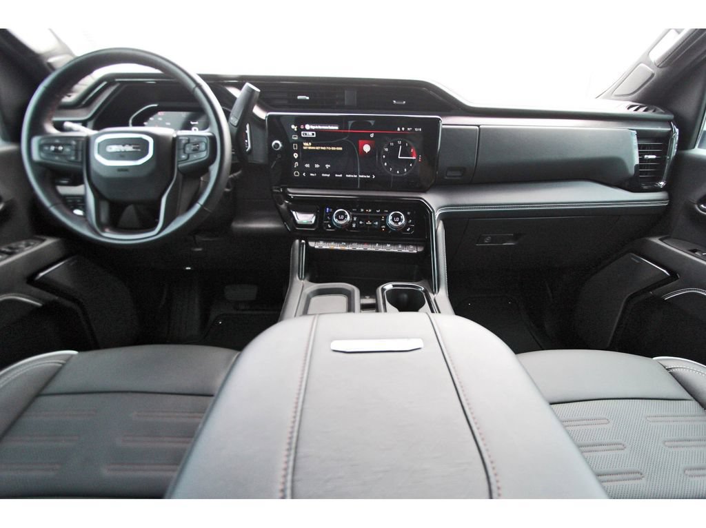 Used 2025 GMC Sierra 2500 AT4X AWD/4WD image 7