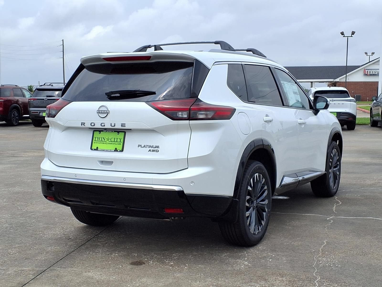New 2026 Nissan Rogue Platinum AWD/4WD image 6