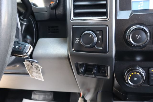 Used 2019 Ford F250 XLT w/ XLT Premium Package AWD/4WD image 24
